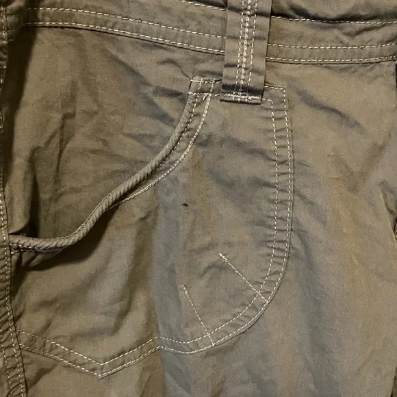 Women’s Kühl Sz 6 roll up green/grey cargo bermuda shorts - Picture 4 of 10